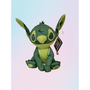 Disney Parks Stitch Crashes Peter Pan Plush
